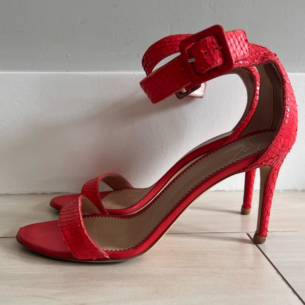 Giuseppe Zanotti Neyla reptile print leather in coral pink. Size 8